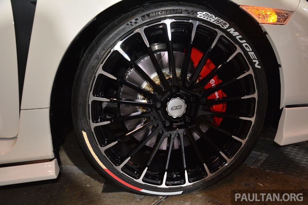 Honda Civic Type R độ Mugen chính hãng cực ngầu