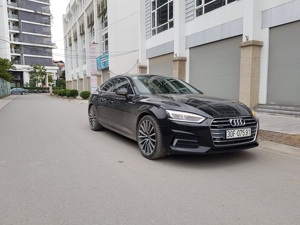 Chạy 20.000 km, Audi A5 Sportback phiên bản APEC vẫn được rao bán giá 2,3 tỷ đồng