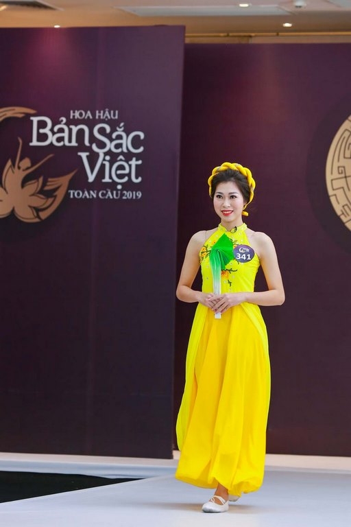 Nữ diễn viên 