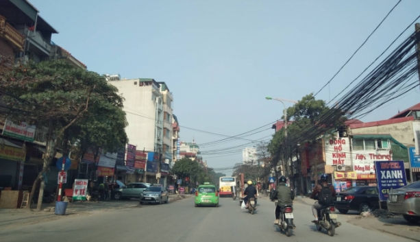 Chấm dứt tình trạng xe khách ngang nhiên chạy vào đường cấm