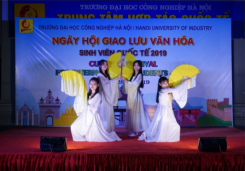 Nhiều hoạt động hấp dẫn tại “Ngày hội giao lưu văn hóa sinh viên quốc tế 2019”