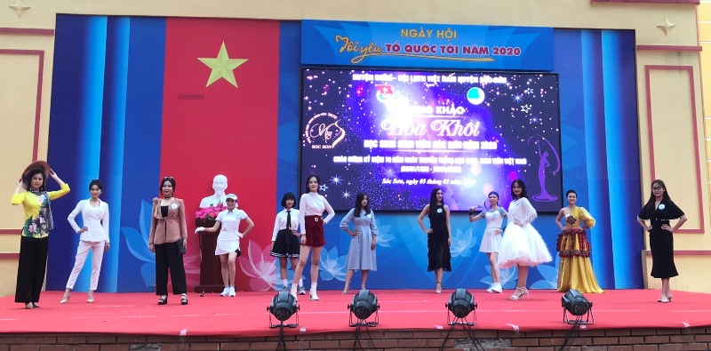 13 thí sinh xuất sắc tranh tài tại chung khảo cuộc thi Hoa khôi học sinh sinh viên Sóc Sơn năm 2020