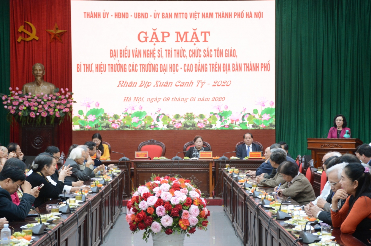 Quang cảnh buổi gặp mặt