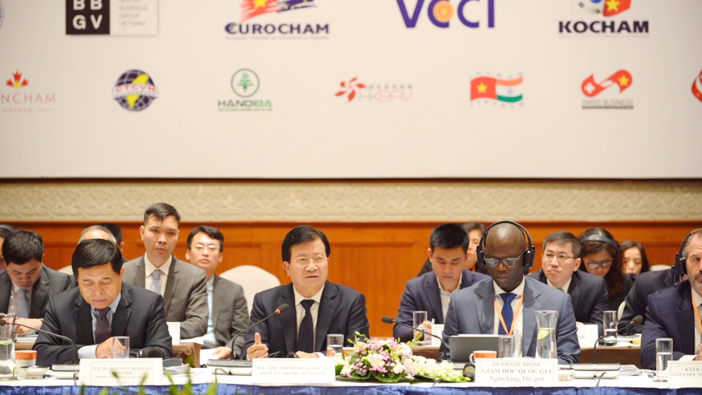 Phó Thủ tướng Trịnh Đình Dũng: Cộng đồng doanh nghiệp định hình diện mạo kinh tế Việt Nam