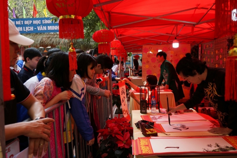 Xin chữ ông đồ - lan tỏa nét văn hóa truyền thống