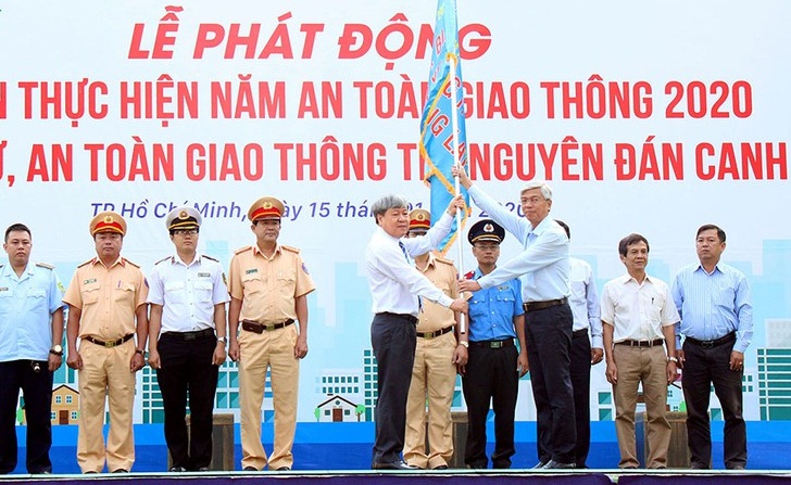 TP HCM ra quân thực hiện năm An toàn giao thông 2020