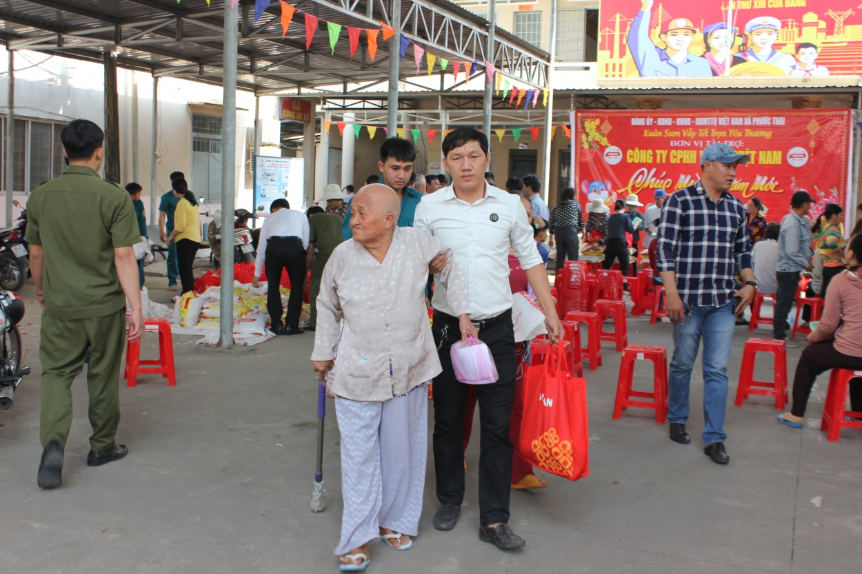 Vedan Việt Nam tặng 1.000 phần quà Tết tới người nghèo tỉnh Đồng Nai