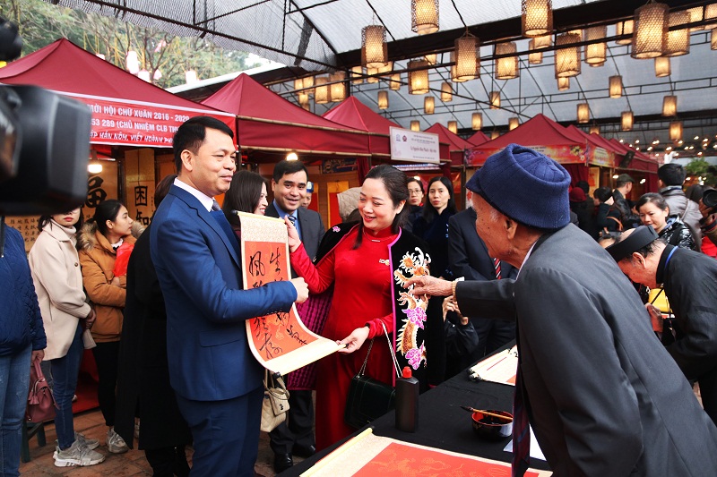 Khai mạc Hội chữ Xuân Canh Tý 2020 và Triển lãm thư pháp “Thành Đức”