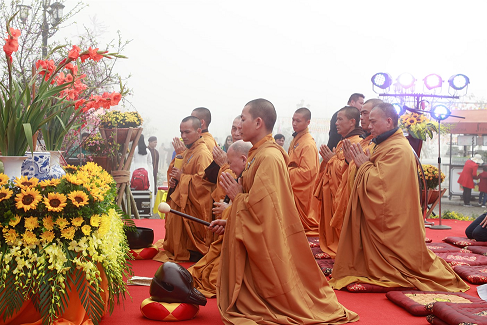 Lễ khai Hội xuân mở Cổng trời