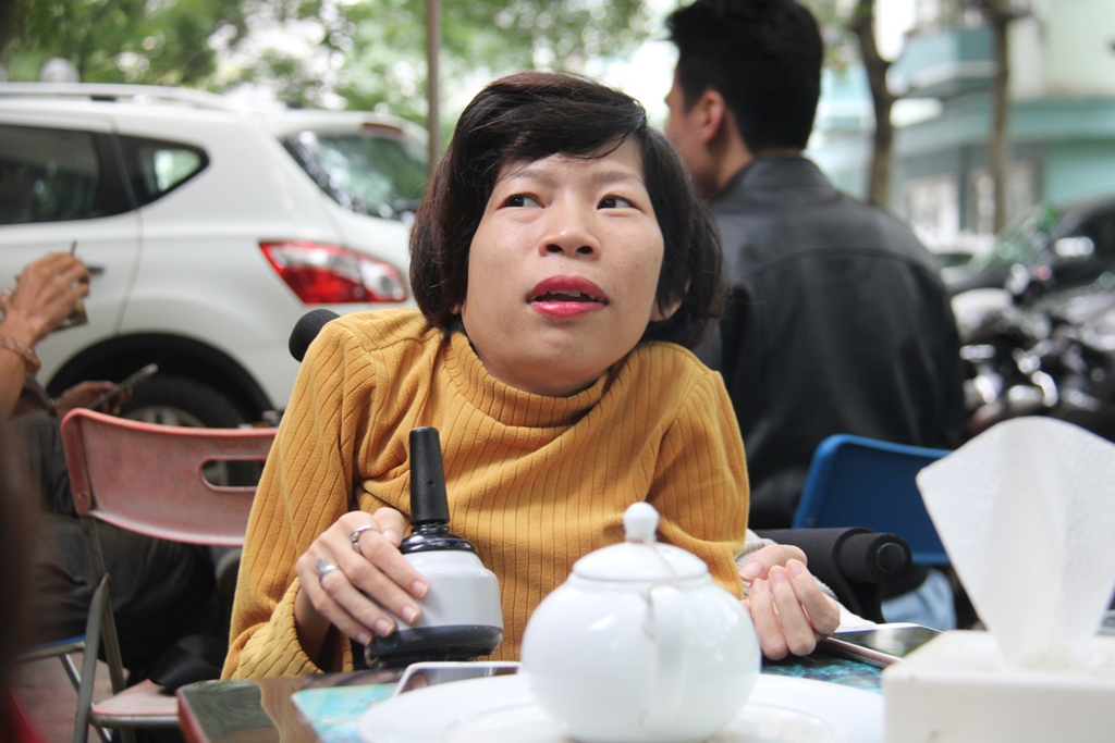 Người phụ nữ khuyết tật giúp thay đổi hàng nghìn số phận