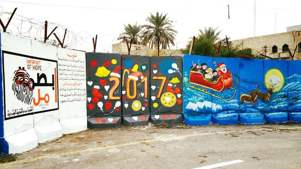 Baghdad: Tường bê tông lạnh lẽo biến thành tranh vẽ đầy màu sắc