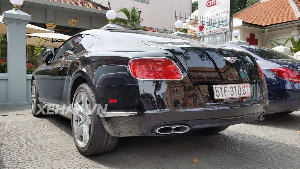 Bộ đôi Rolls-Royce Wraith và Bentley Continental GT V8 