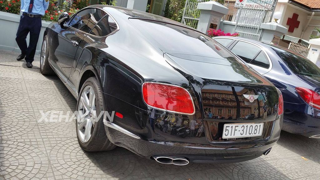 Bộ đôi Rolls-Royce Wraith và Bentley Continental GT V8 