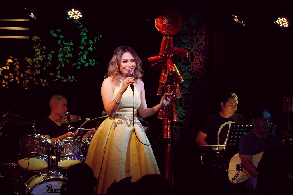 Phát sốt với màn song ca Sầu Tím Thiệp Hồng mới của Mỹ Tâm