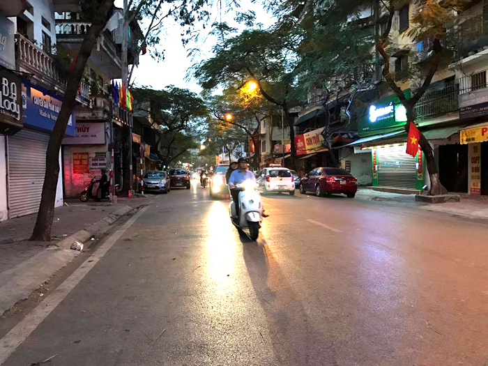 Hà Nội: Cô gái xinh đẹp bị chồng đâm trọng thương trong đêm