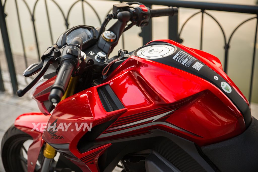 Chi tiết Honda CBF190R 