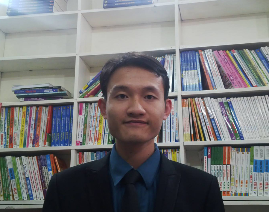 Hoàng Đình Quang – “thầy giáo 9x” mở lớp học miễn phí cho hàng trăm học sinh