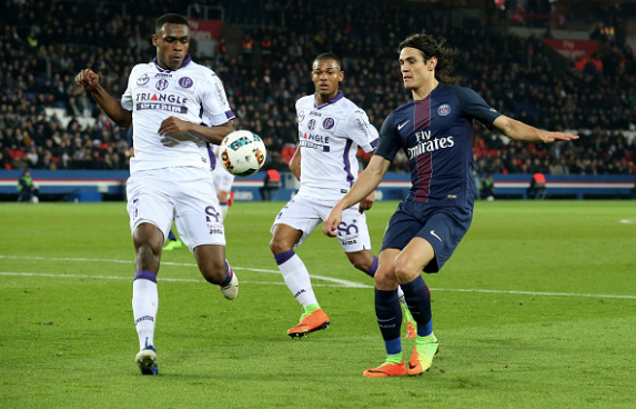 Trận đấu muộn vòng 26 giải Ligue 1: Cavani mờ nhạt, PSG mất điểm trên sân nhà