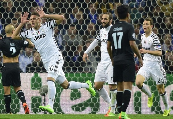 Porto 0-2 Juventus: Thẻ đỏ và 2 quyết định “bằng vàng”
