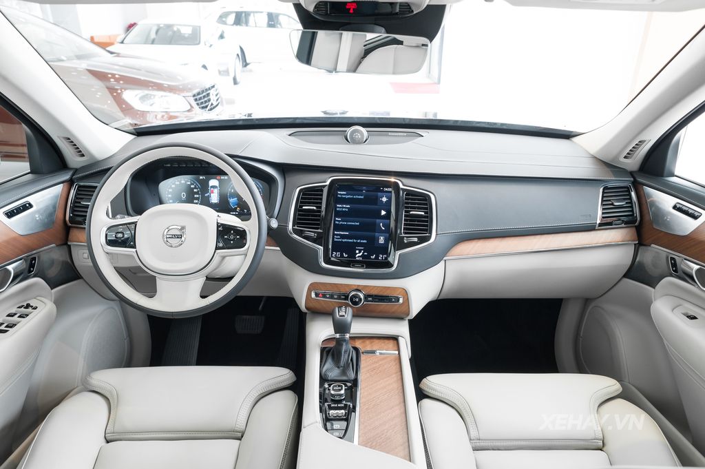 [ĐÁNH GIÁ XE] Volvo XC90 2017 - An toàn là sang trọng