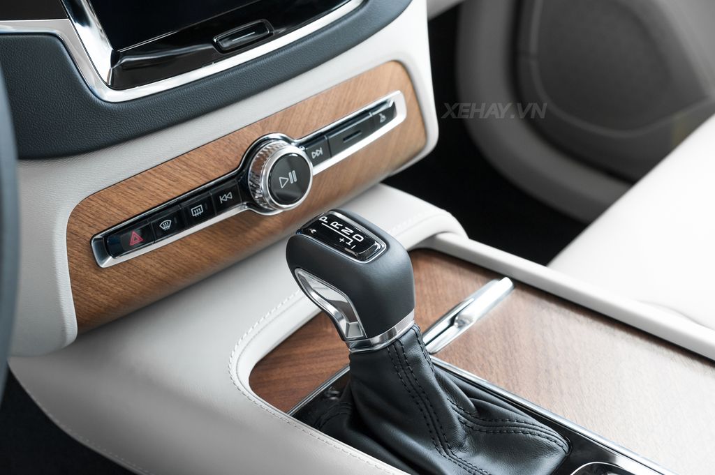 [ĐÁNH GIÁ XE] Volvo XC90 2017 - An toàn là sang trọng