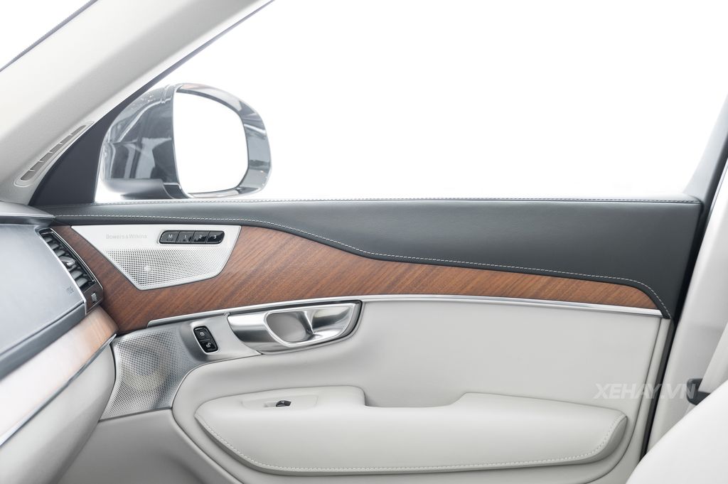 [ĐÁNH GIÁ XE] Volvo XC90 2017 - An toàn là sang trọng