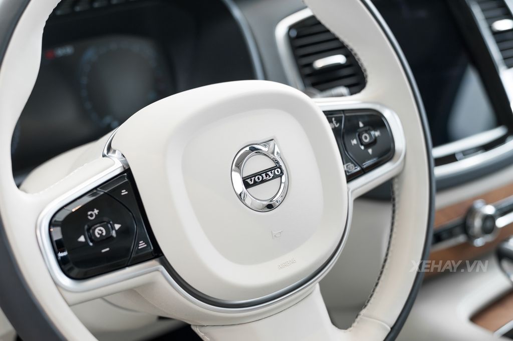 [ĐÁNH GIÁ XE] Volvo XC90 2017 - An toàn là sang trọng