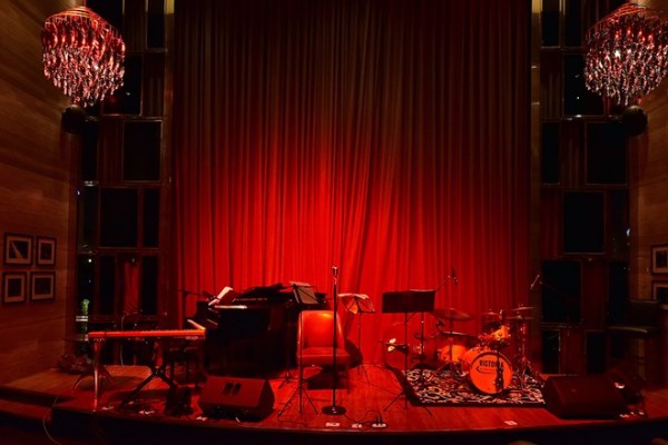 Độc đáo câu lạc bộ jazz 5 sao phong cách cổ điển thập niên 20