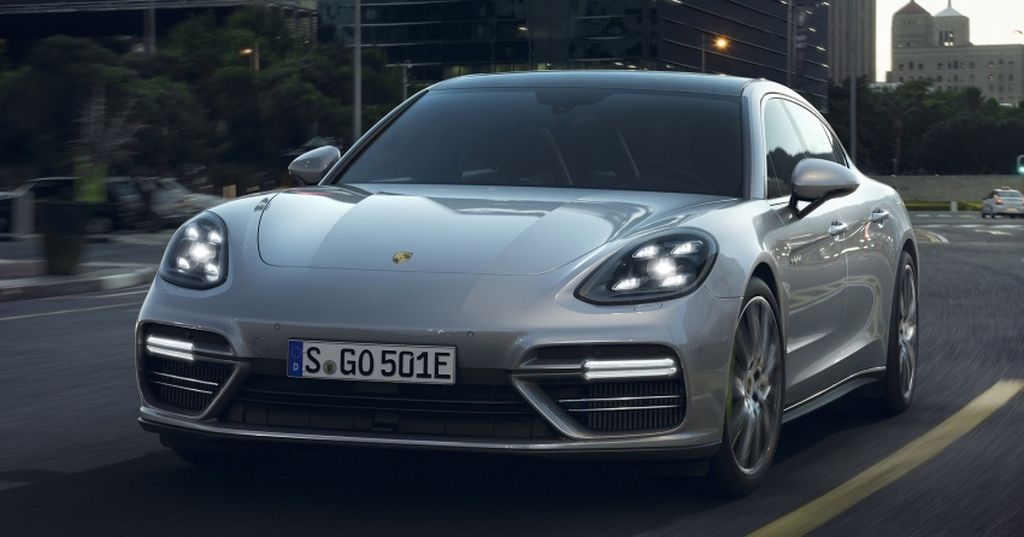 Porsche Panamera Turbo S E-Hybrid mạnh mẽ tới 680 mã lực / 850Nm