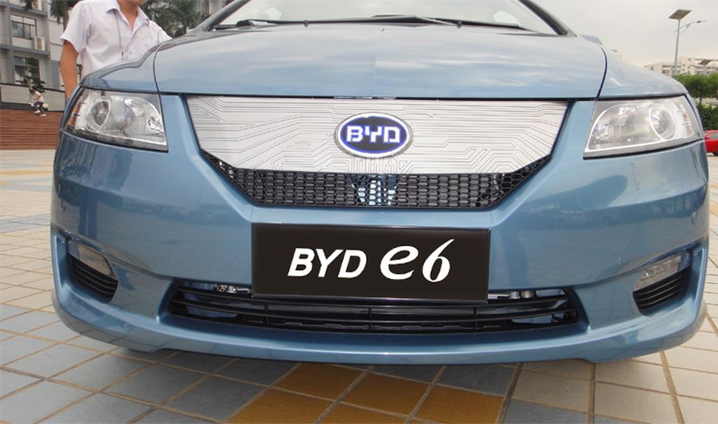 BYD mở rộng quy mô, trở thành hãng xe sở hữu hạm đội taxi điện lớn nhất Đông Nam Á
