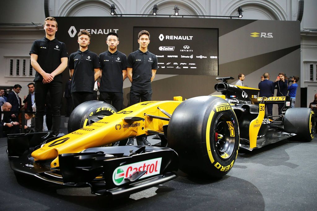 Renault Sport Formula One Team ra mắt mẫu R.S.17 tại Luân Đôn