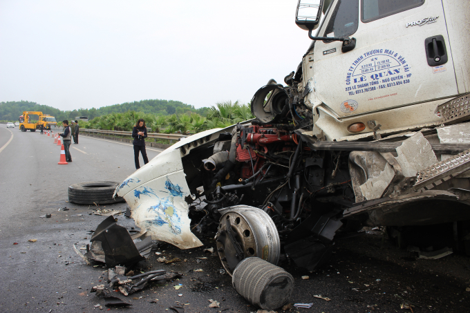 Tai nạn nghiêm trọng trên cao tốc Thái Nguyên - Hà Nội ảnh 2