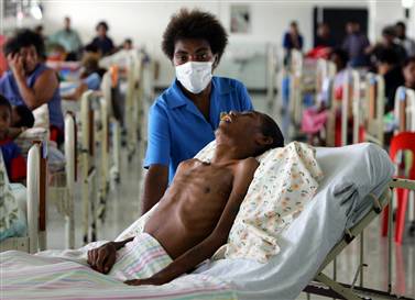 Sốc: 5 người nhiễm HIV đã khỏi bệnh hoàn toàn nhờ loại thuốc mới