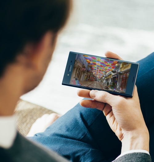 Sony trình làng smartphone “khủng” Xperia XZ Premium màn hình 4K HDR