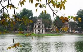 Hà Nội - thì thầm và khe khẽ