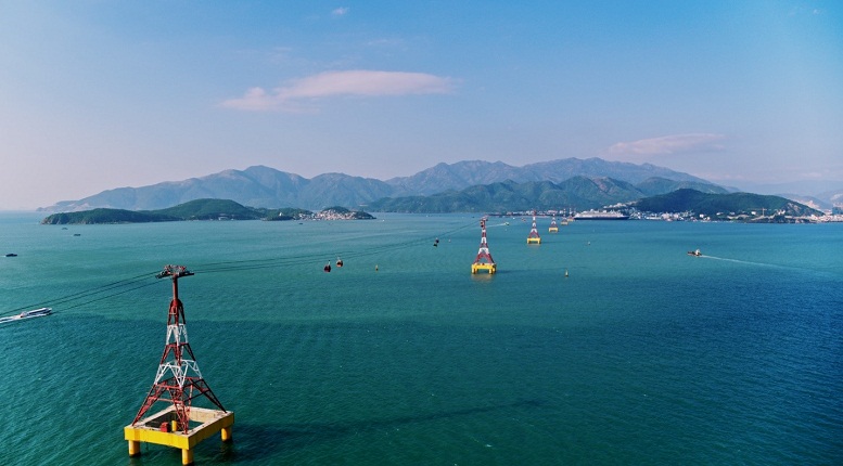 MV “Đón Tết thảnh thơi” và bộ sưu tập “những cảnh quay đỉnh nhất Việt Nam”