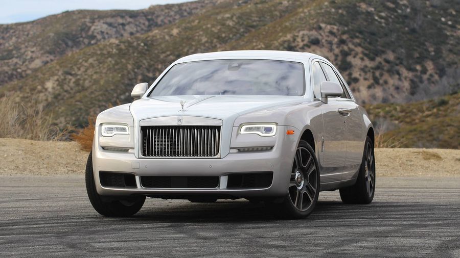 [ĐÁNH GIÁ XE] Rolls-Royce Ghost - bạn đồng hành của những doanh nhân thành đạt