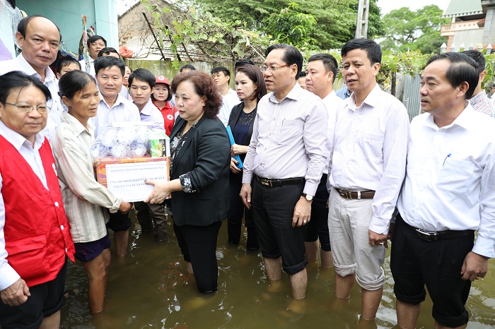 Tiếp tục đổi mới trong hoạt động giám sát, quyết định các vấn đề quan trọng