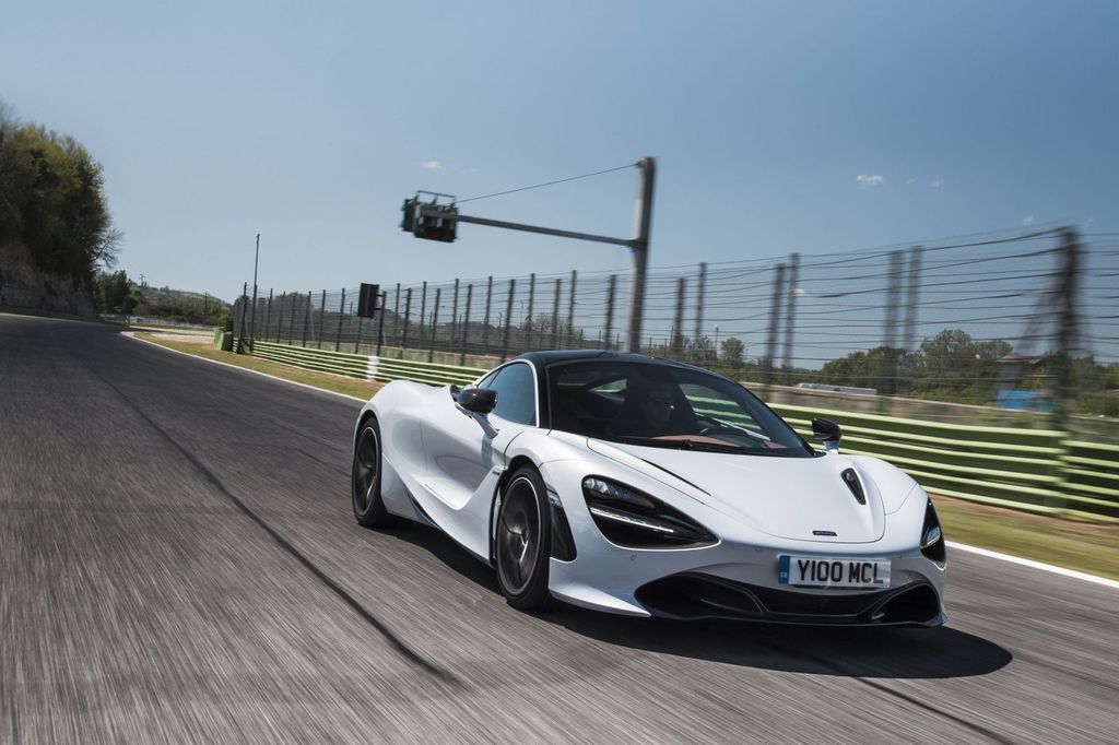[ĐÁNH GIÁ XE] McLaren 720S 2018 - kiệt tác nghệ thuật về thiết kế lẫn truyền động