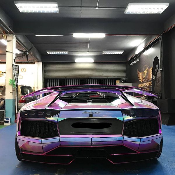 Ai cũng phải chú ý siêu xe Lamborghini Aventador độ bọc thân xe Hologram