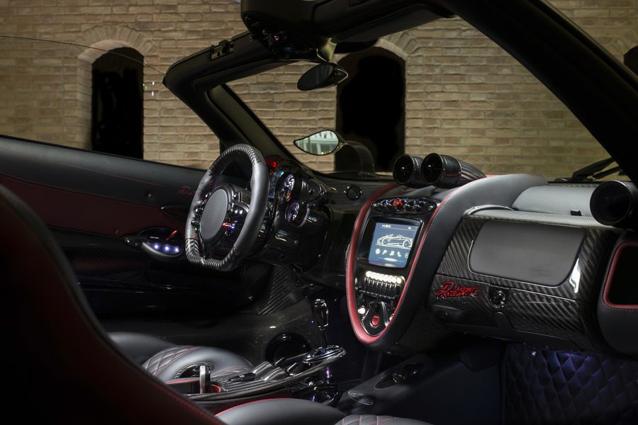 Ăn mừng doanh thu kỷ lục, Pagani sẽ trưng bày hai siêu phẩm tại Geneva 2018