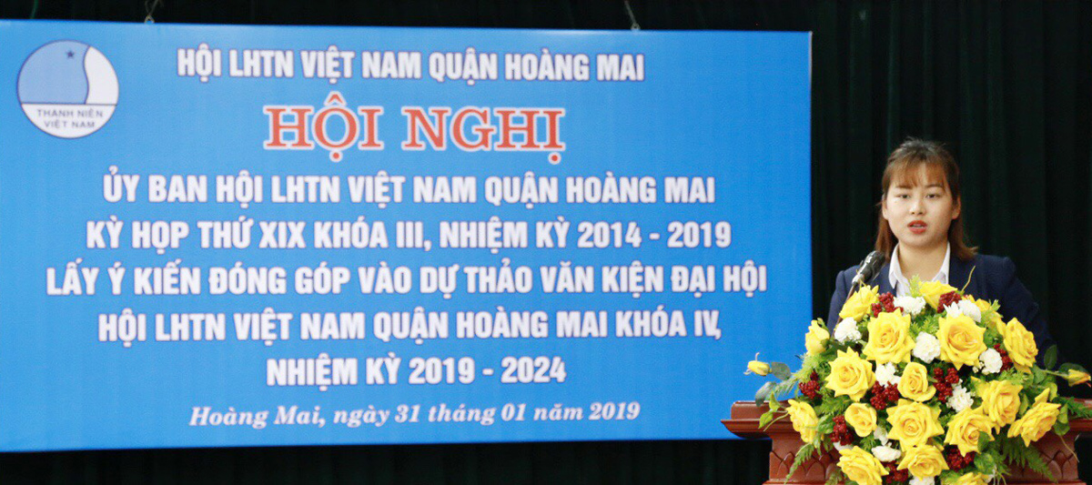 Phó Bí thư phụ trách Quận đoàn, Chủ tịch Hội LHTN quận Hoàng Mai Nguyễn Quỳnh Trang phát biểu tại hội nghị