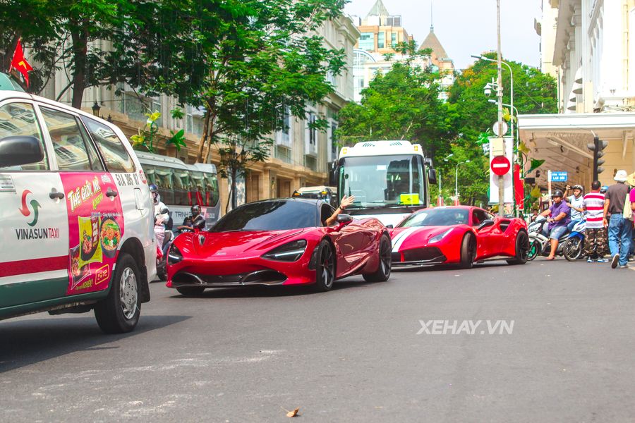 Đến hẹn lại lên, hội siêu xe Sài Gòn 