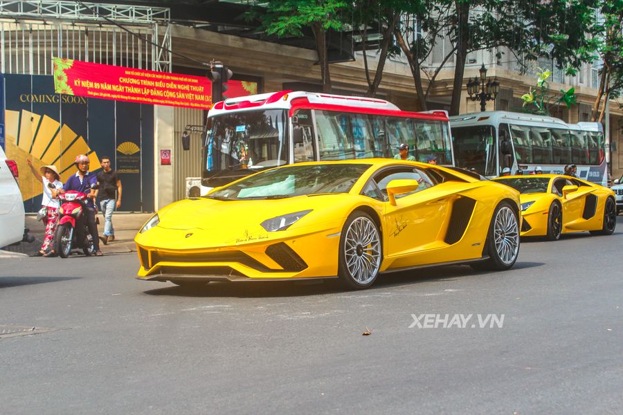 Đến hẹn lại lên, hội siêu xe Sài Gòn 