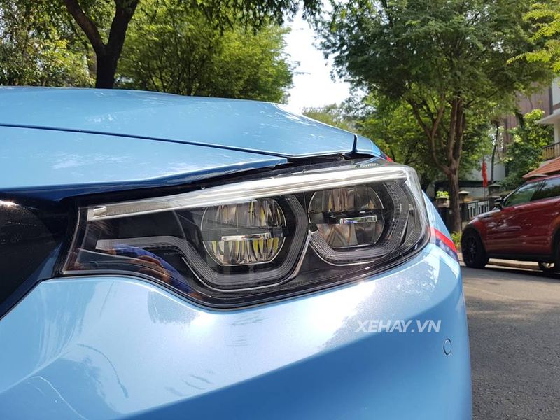 Sài Gòn: Chạm mặt BMW M4 độ ống xả Capristo 