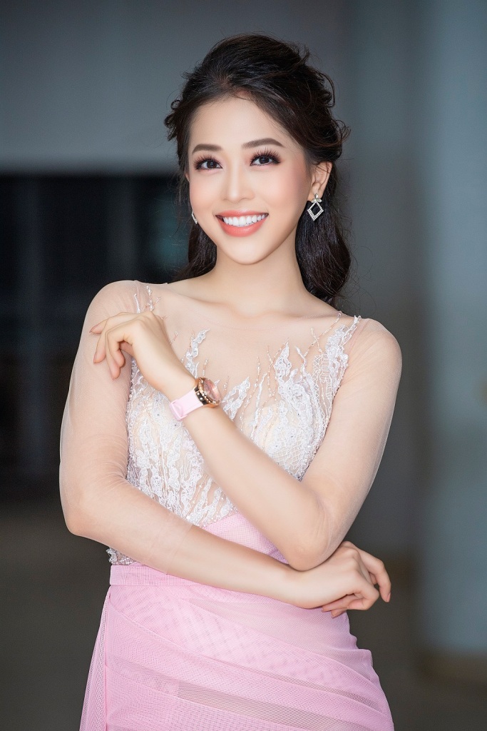 Á hậu 1 Việt Nam Bùi Phương Nga: Lan tỏa thông điệp nhân ái