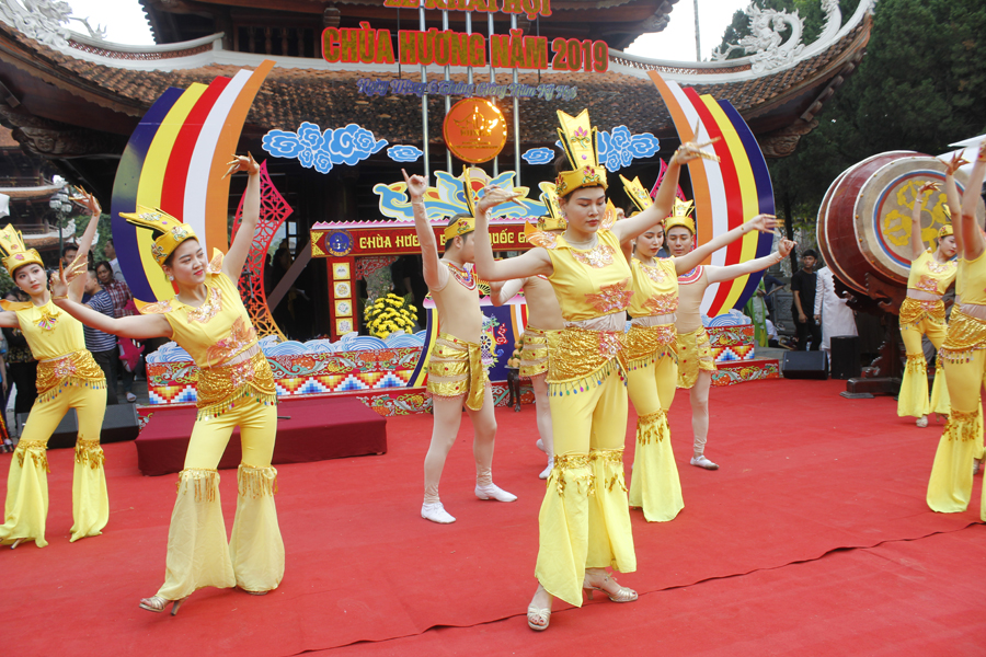 Khai hội chùa Hương 2019:  “Lễ hội kỷ cương – Văn minh du lịch”