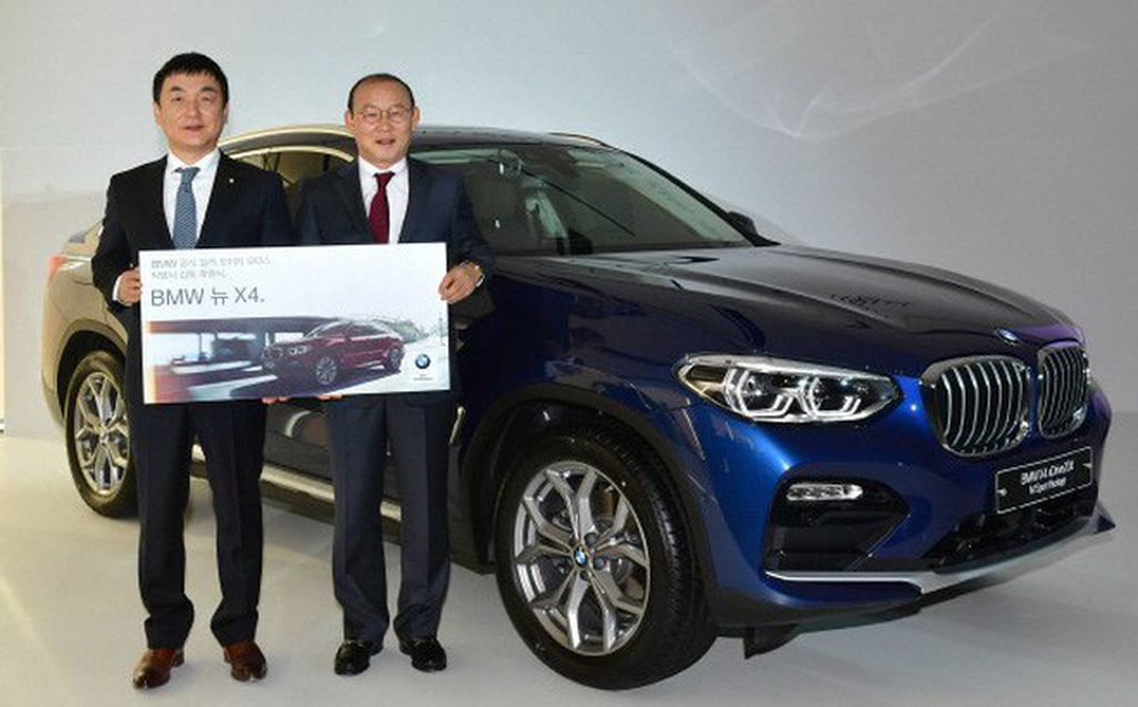 Hãng xe Hàn Quốc trao tặng