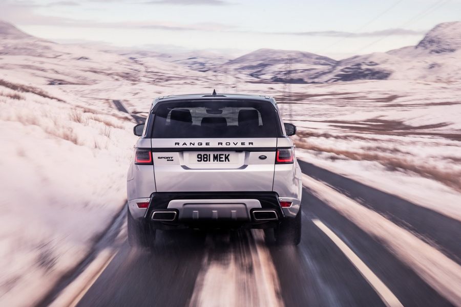 Range Rover Sport HST dùng động cơ lai Mild Hybrid mạnh gần 400 mã lực