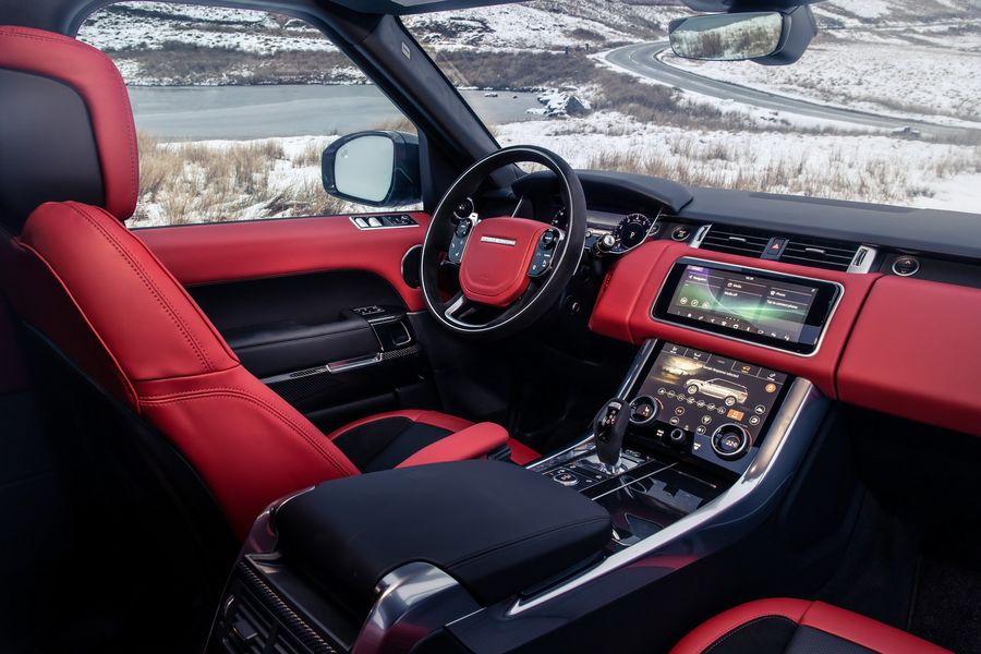 Range Rover Sport HST dùng động cơ lai Mild Hybrid mạnh gần 400 mã lực